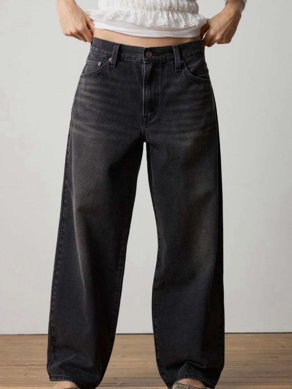 Levi’s Baggy Dad Mid rise straight leg jeans